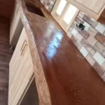 Kütük ev modelleri mutfak tezgah