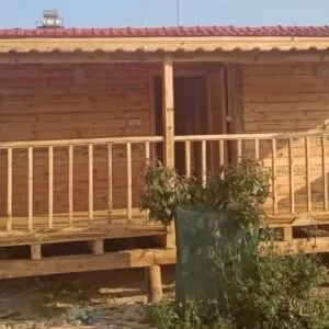 Mersin Anemura yaptığımız verandası ile taşınabilir kutuk evler modeli